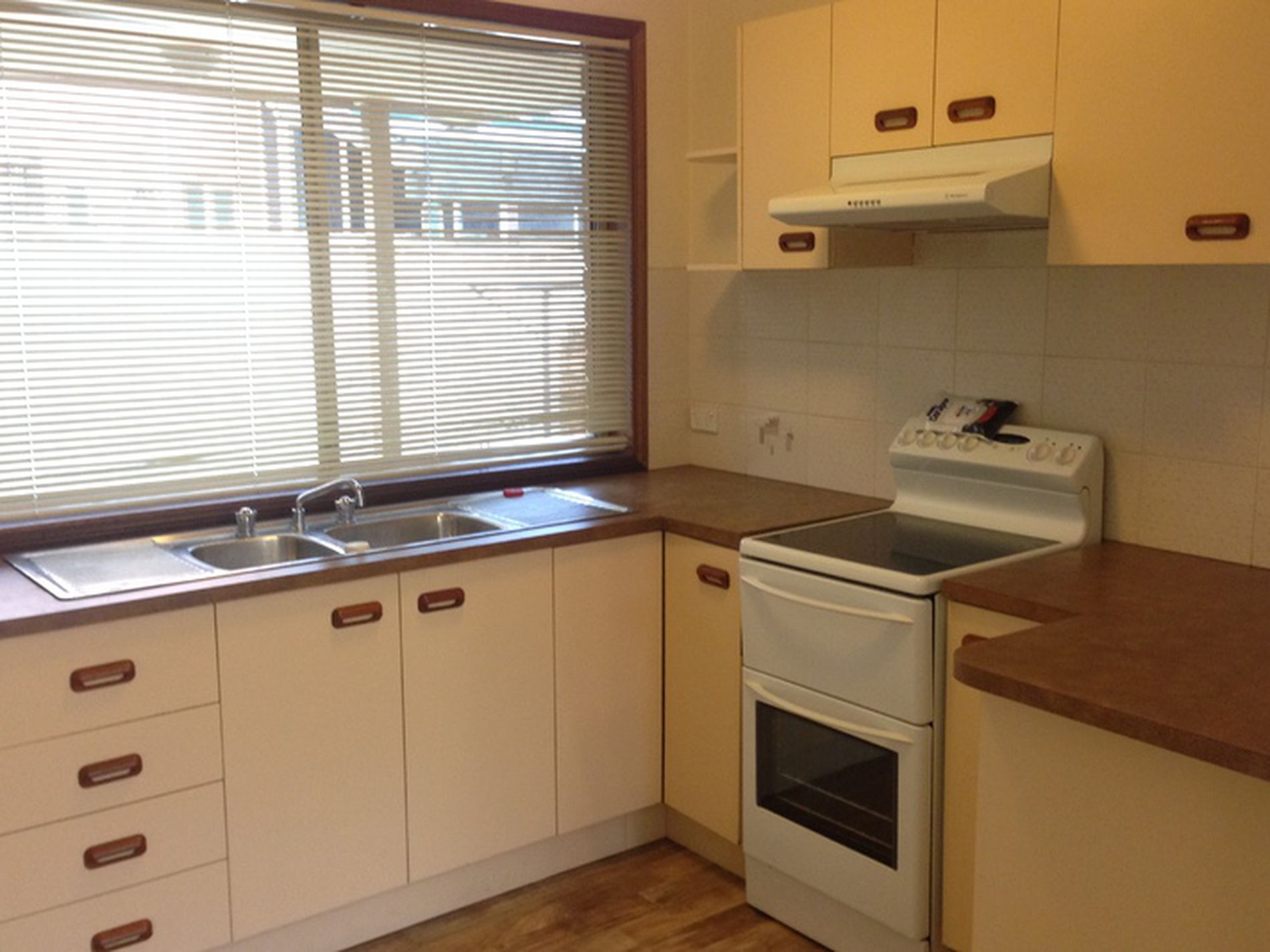 1 / 5 Robertson Street, Shellharbour