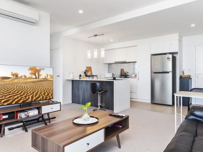 30808 / 300 Old Cleveland Road, Coorparoo