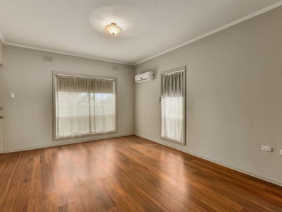 8 Stark Avenue, Millicent