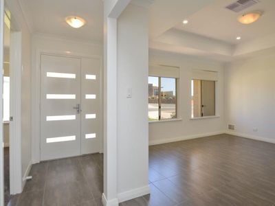 30 Tindals Crescent, Hannans