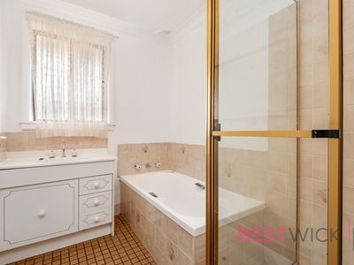 24 Mount Errol Street, Blayney