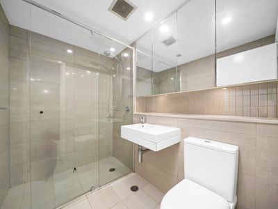 6 / 9 Bay Drive, Meadowbank