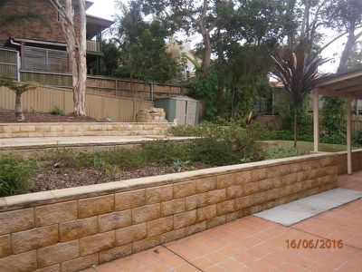 11 Green Way, Rochedale South