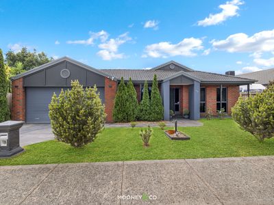 48 Ferndown Drive, Cranbourne