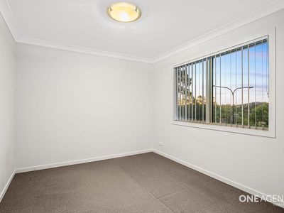 1 Wildflower Dr, Springfield Lakes