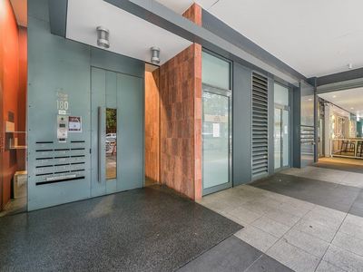 2118/180 Grey Street, South Brisbane