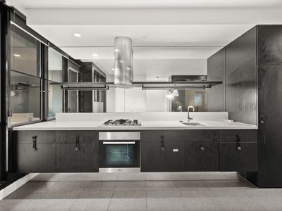 1606 / 12 Claremont Street, South Yarra