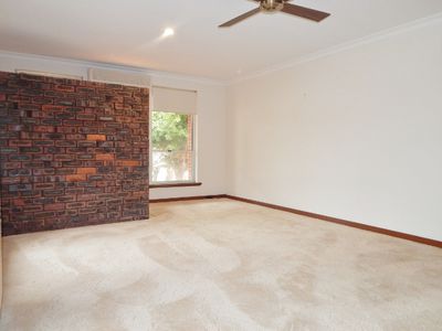 2B Arundale Crescent, Wembley Downs