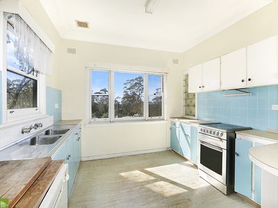 4 Cudgee Crescent, Mount Kembla