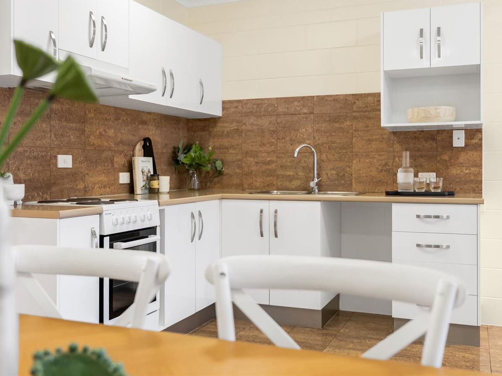 18 / 439-443 Severin Street, Manunda