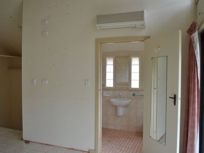 6 Tenth st, Millicent