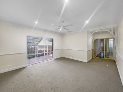16 Willowbend Way, Dubbo