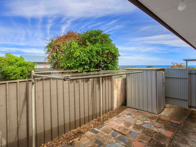 2 / 63 Esplanade, Port Willunga