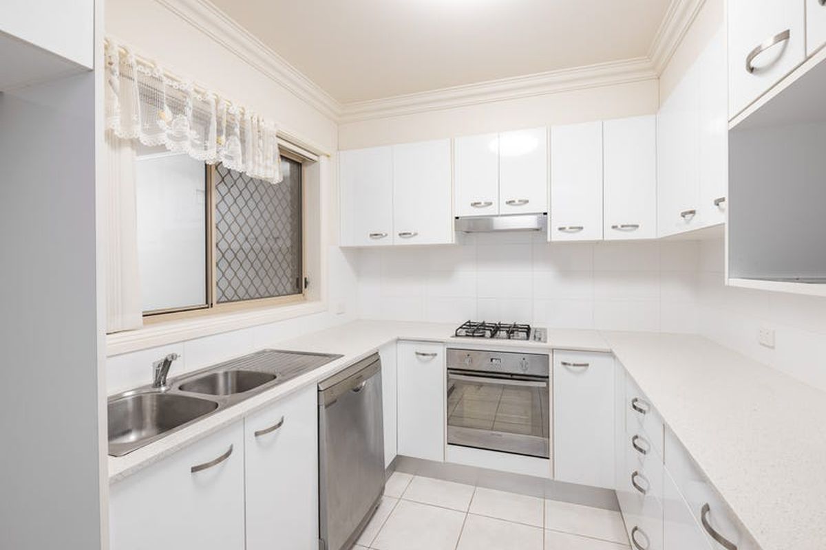 2 / 12 Jennie Cox Close, Erina