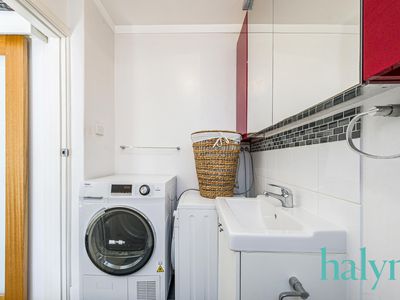 24 / 12 Wright Street, Perth