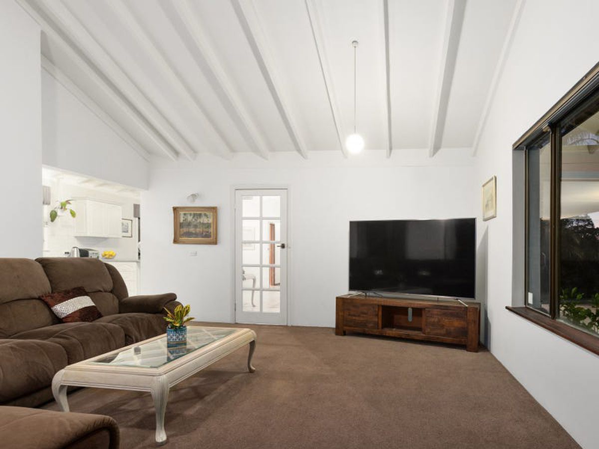 42 Carawatha Avenue, Mount Nasura