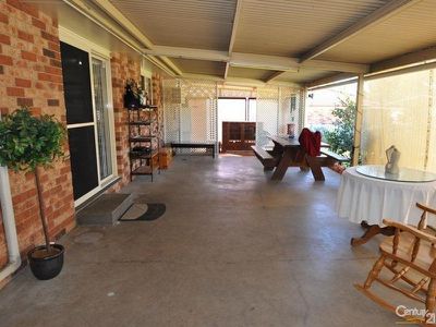 8 Galloway Drive, Dubbo