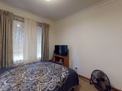 8 Gosse Avenue, Dubbo