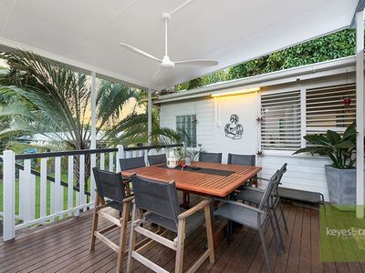 12 Echlin Street, West End