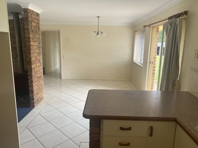 996 River Road, Kingaroy