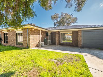 4 Fir Court, Camillo