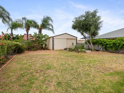 11 Smythe Drive, Broadwood