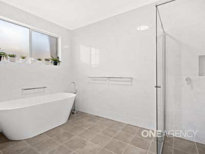 27 Scenic Crescent, Albion Park