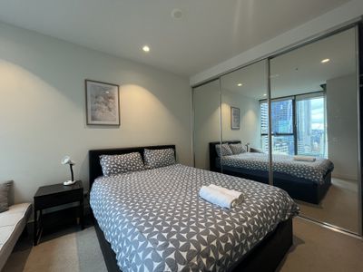 1204 / 285 La Trobe Street, Melbourne