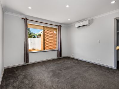 8B Siberia Close, Hannans