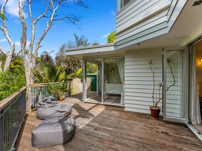 12B Parr Terrace, Castor Bay