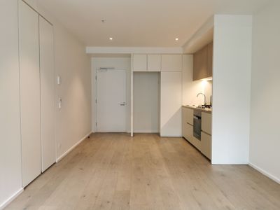 1110S / 889 Collins Street, Docklands