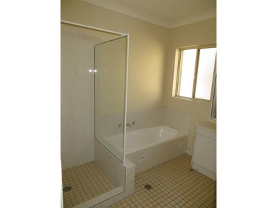 8 / 31-33 Mercury Street, Wollongong