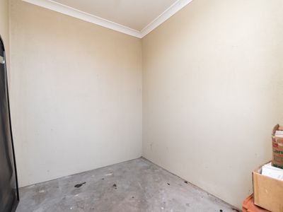 1/31 Holder Street, St James