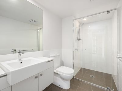 49 / 172 Railway Parade, West Leederville