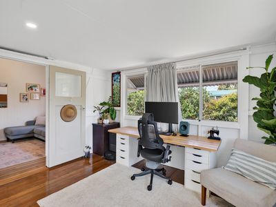 91 Robert Street, Atherton