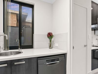 11A Riverton Drive West, Rossmoyne