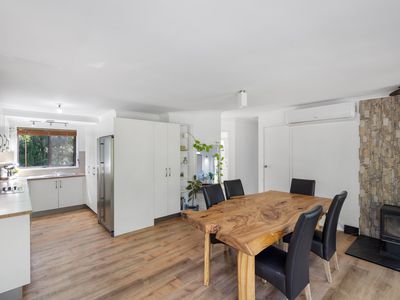 14 Beerburrum Street, Landsborough