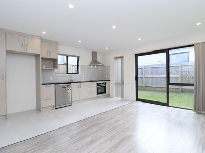 3B Karihi Road , Drury