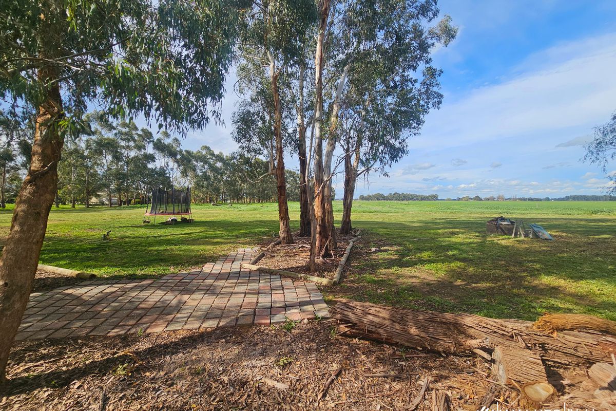 3297 Graham Road, Nanneella