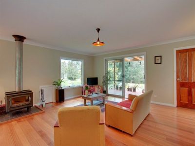 27 Sharpes Road, Crabtree
