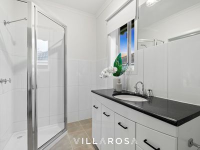 15 Nagle Drive, Belmont