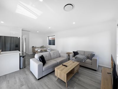 4 Manchurian Circuit , Dubbo