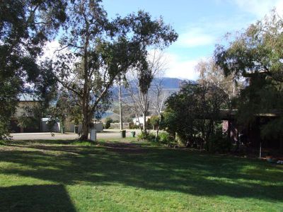 12 Coolumbooka Avenue, Tawonga South