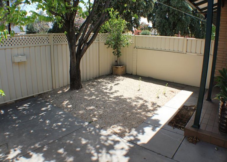 543 Brighton Road, Brighton