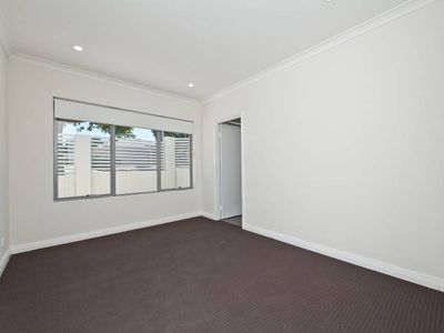 #32A Tuckfield Way, Nollamara
