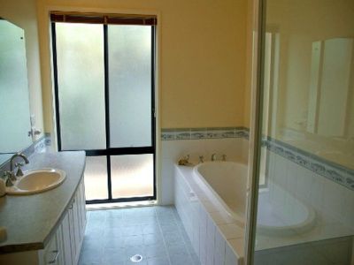 4 Forest Oak Avenue, Ulladulla