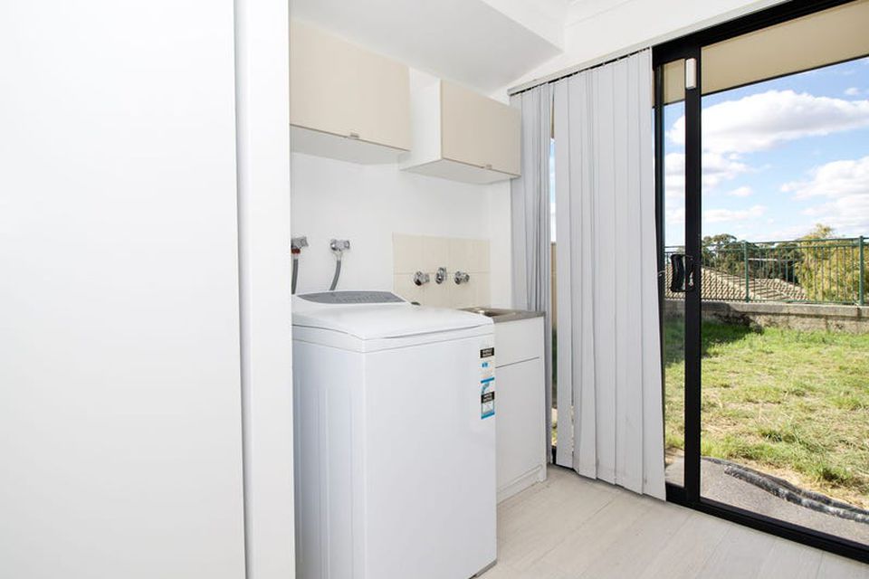 9 Hueston Lookout  , Leda
