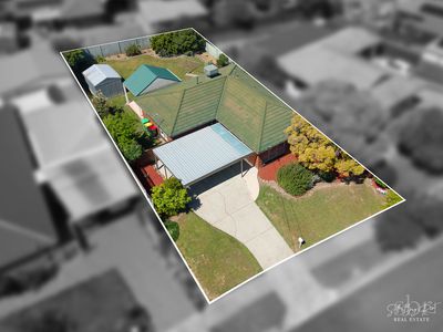 4 FERN AVENUE, Wodonga