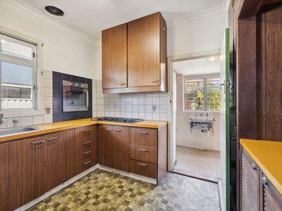 24 McLeod Street, Lockridge