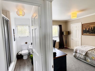 131 Chelsea View Drive, Chatswood